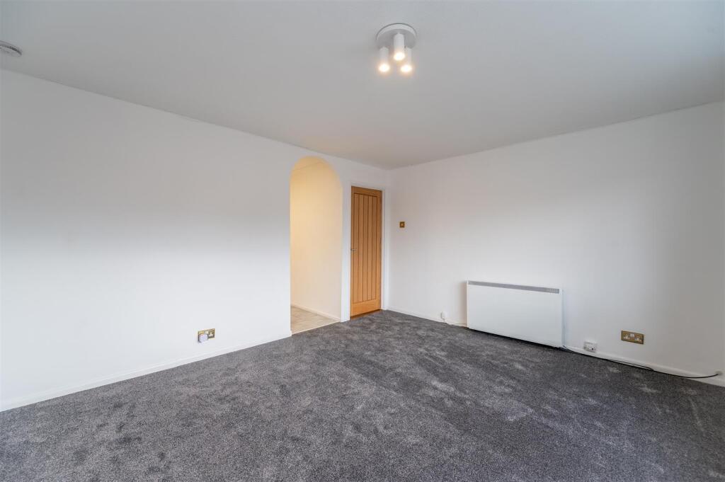 Flat 5 128 Elm Grove 25 15.jpg