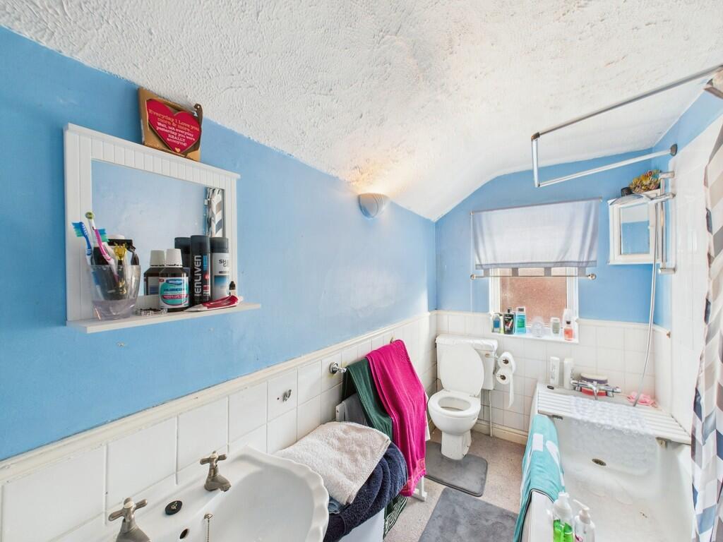 CAM01835G0-PR0173...