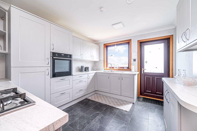 Breakfasting Kitchen