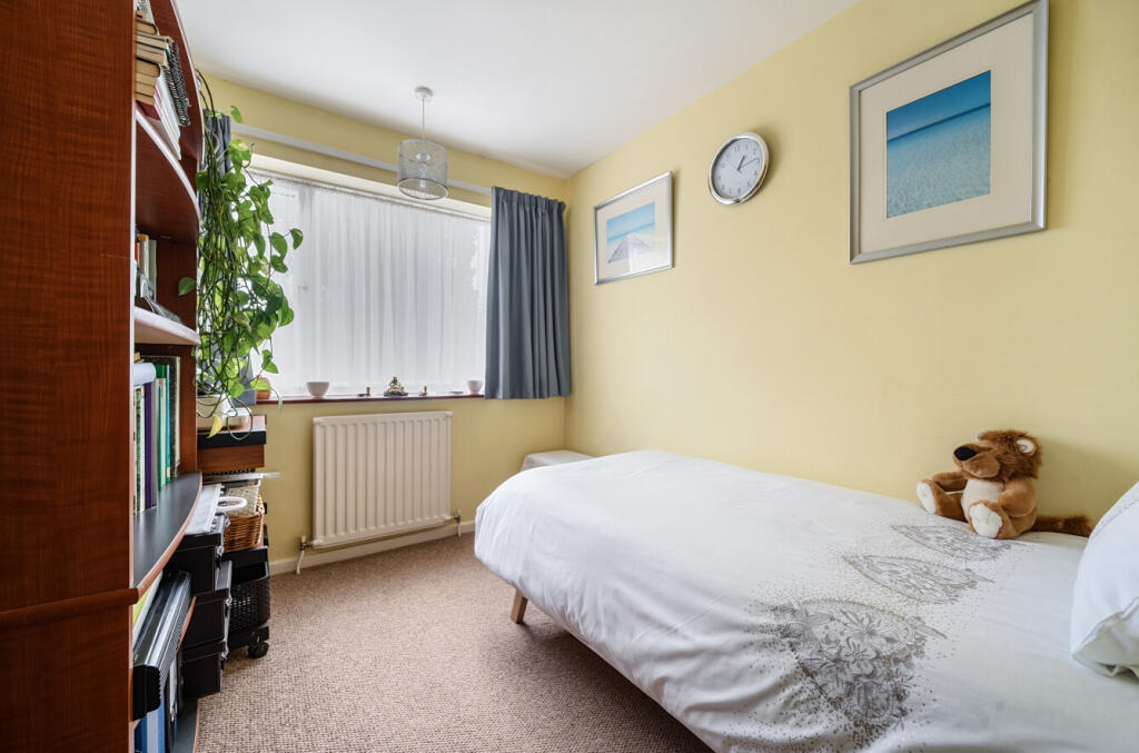 1297563-8-68471ae...