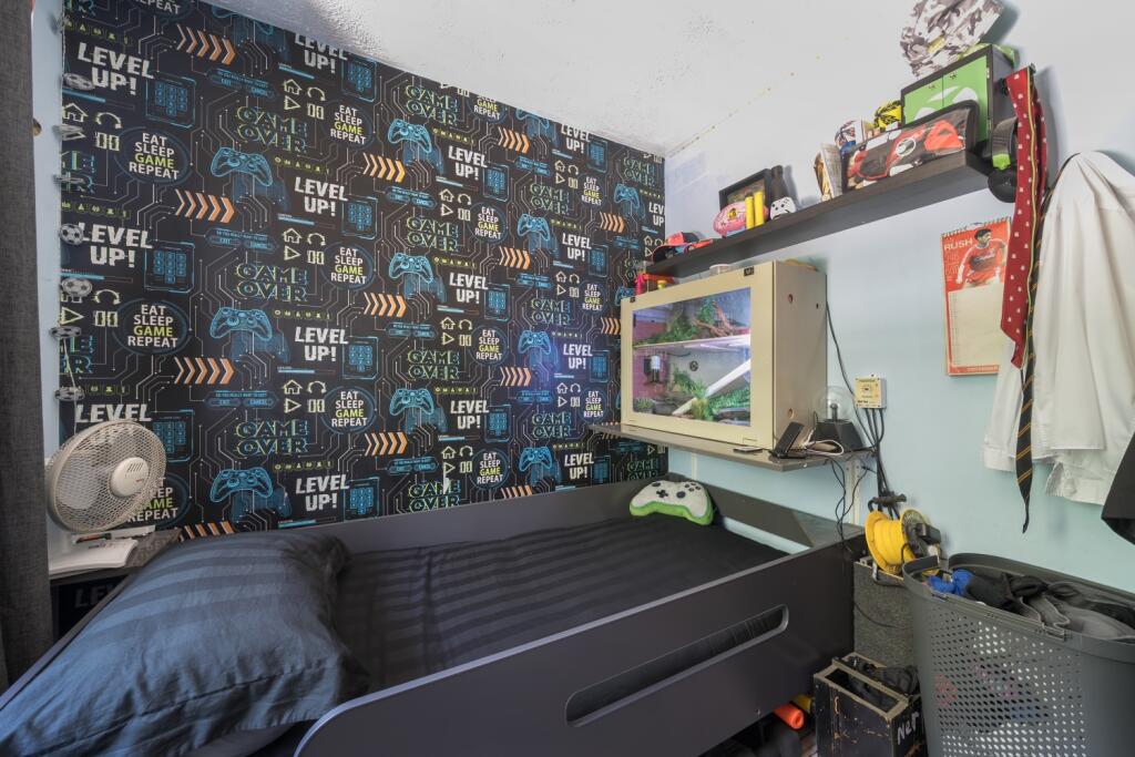 1316758-13-6862917800190