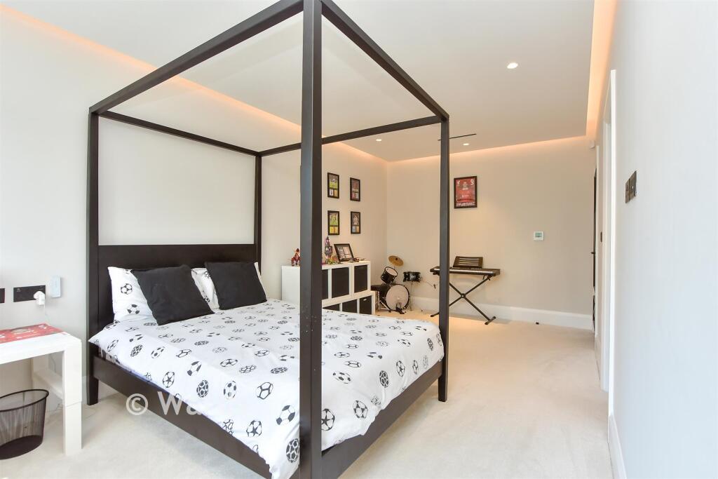 Bedroom 4