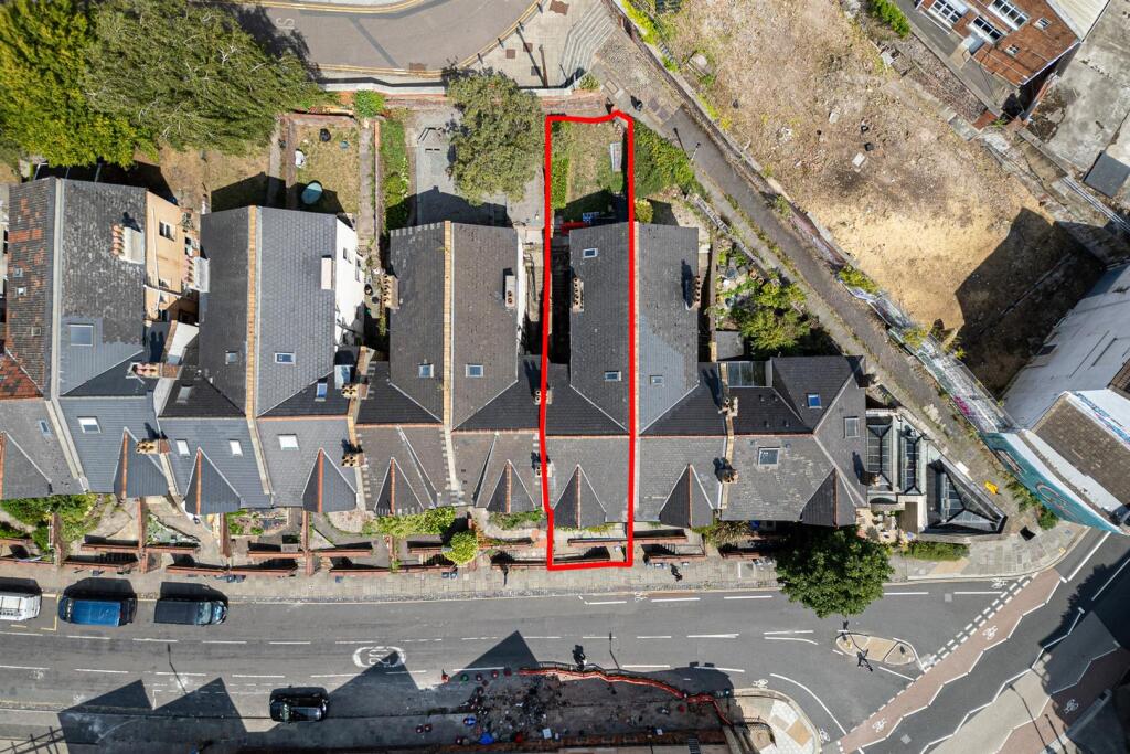 97 Woodland Road, Redland, Bristol BS8 1US | Freeh