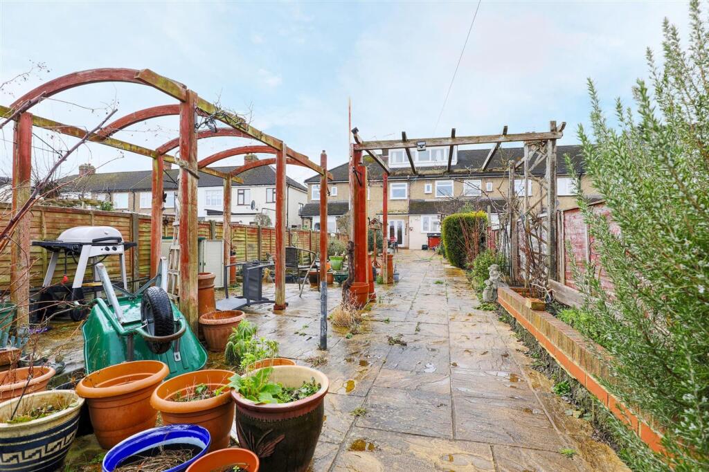 garden 2.jpg