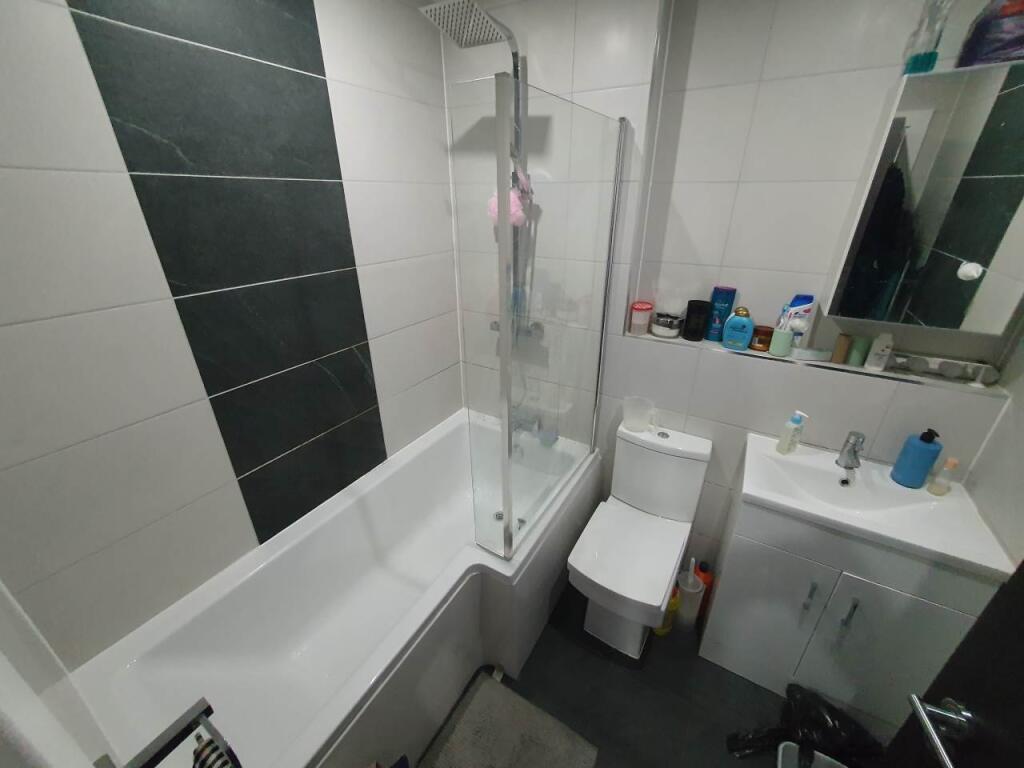 Bathroom (1)