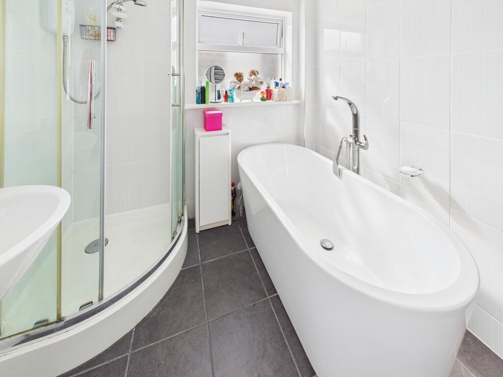 CAM05068G0-PR0014...