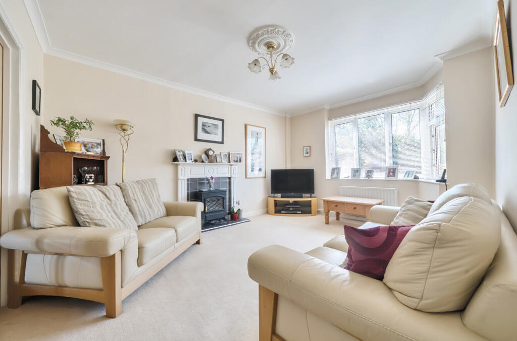 1321339-6-686f946...