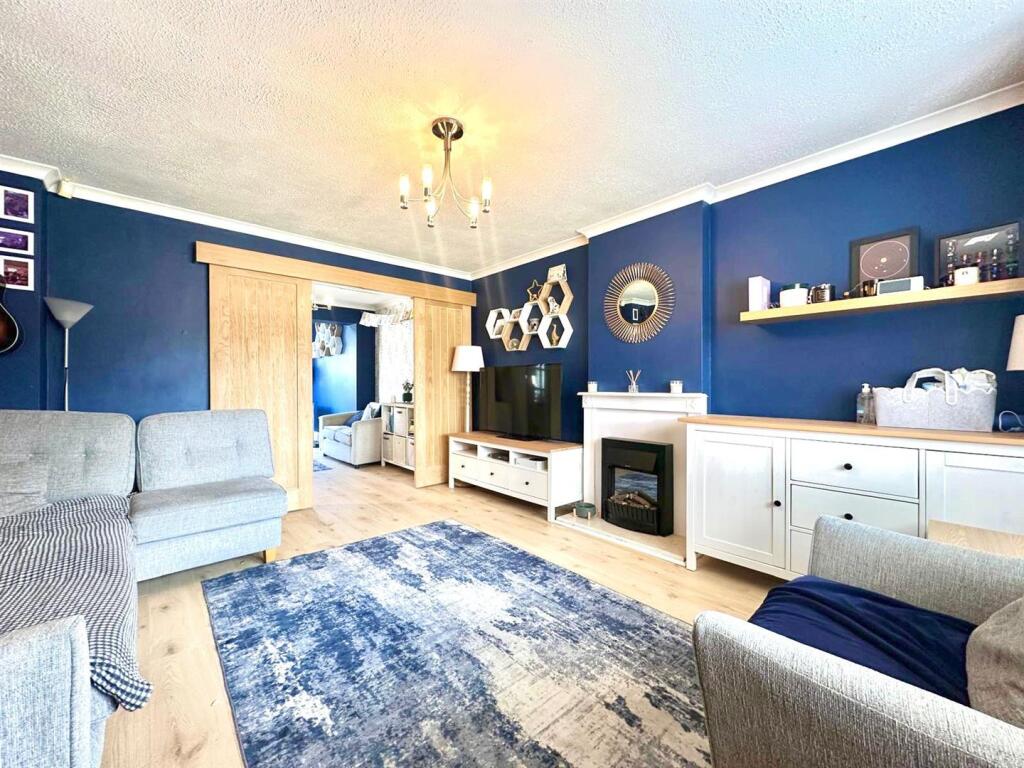 WhatsApp Image 2025-07-31 at 17.09.52_53140c12.jpg