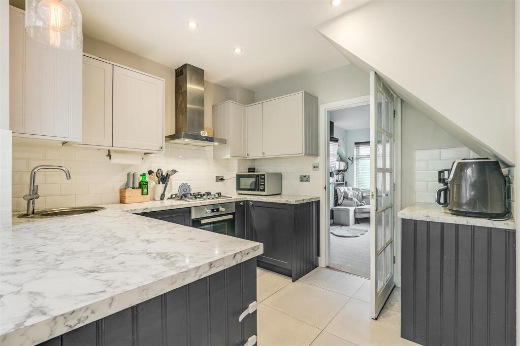 Shott Lane 31-12.jpg