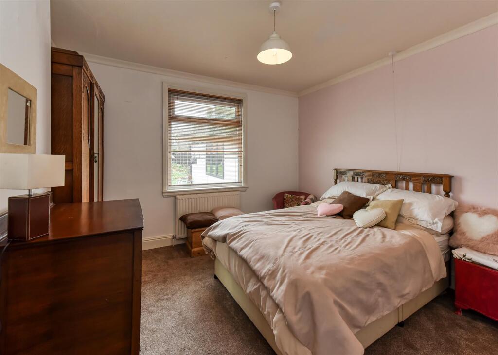151 Trysull Road-Bedroom 1 (2).jpg