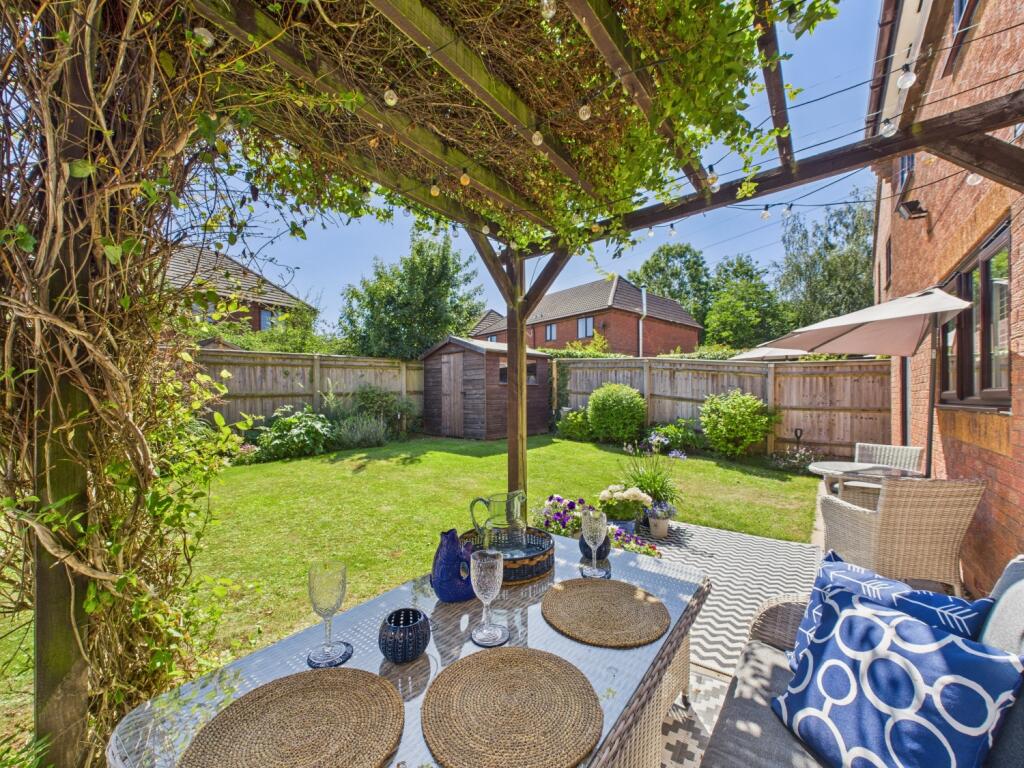 CAM02023G0-PR0152-STILL063