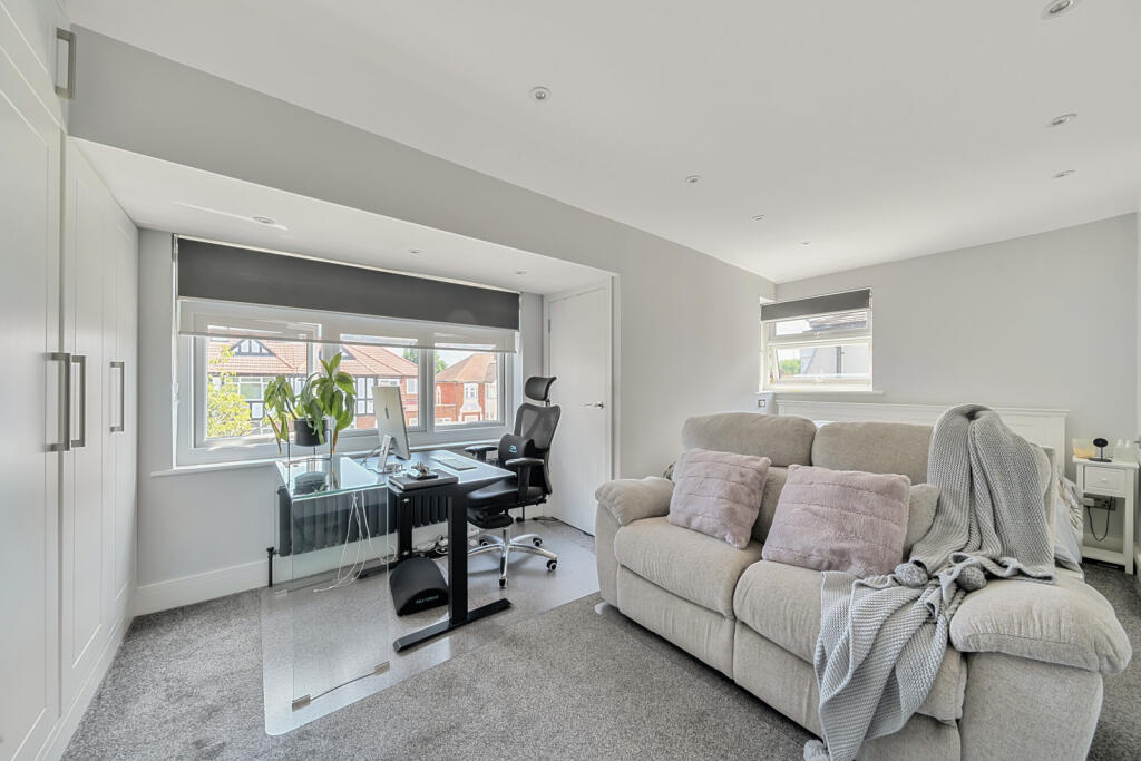 1306272-13-6852c7...