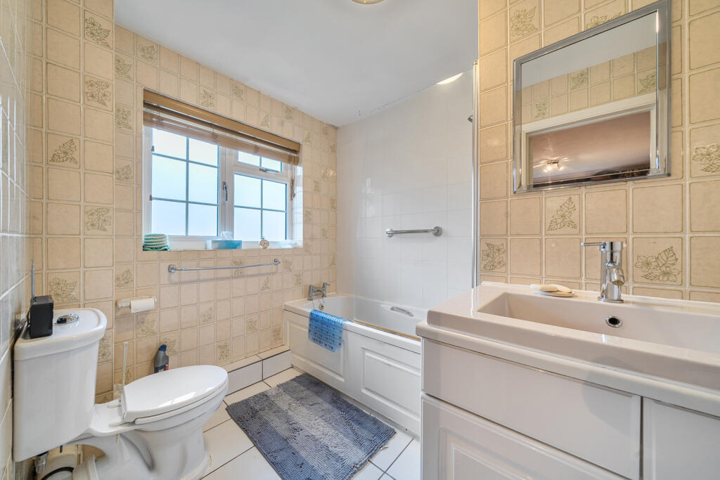 1375898-13-6911fc...