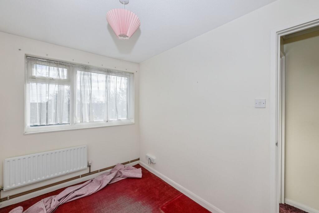 70 Madells, Epping, Essex CM16 4NN
