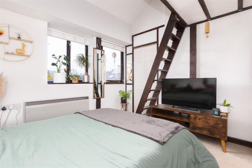 5 The Old Granary-3.jpg