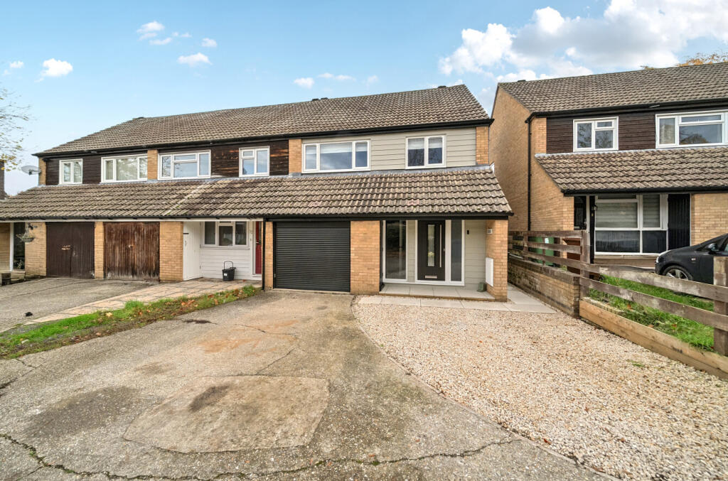 1372706-22-690b55...