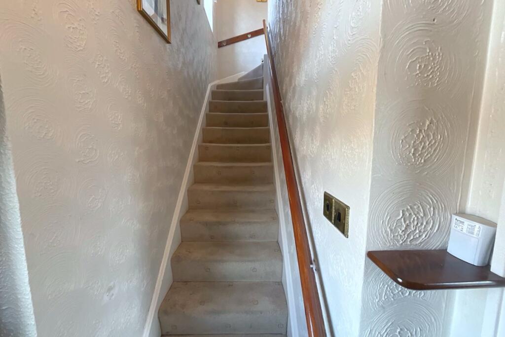 stairs/landing