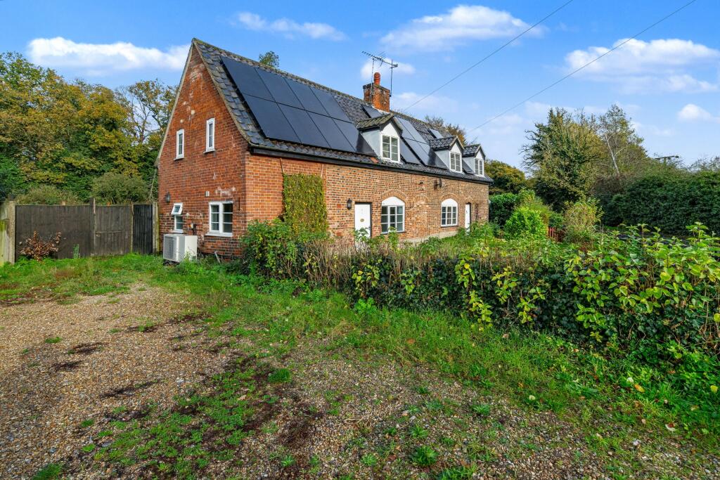 108 &amp; 110 Old Yarmouth Road, Ellingham, Norfolk NR35 2PG