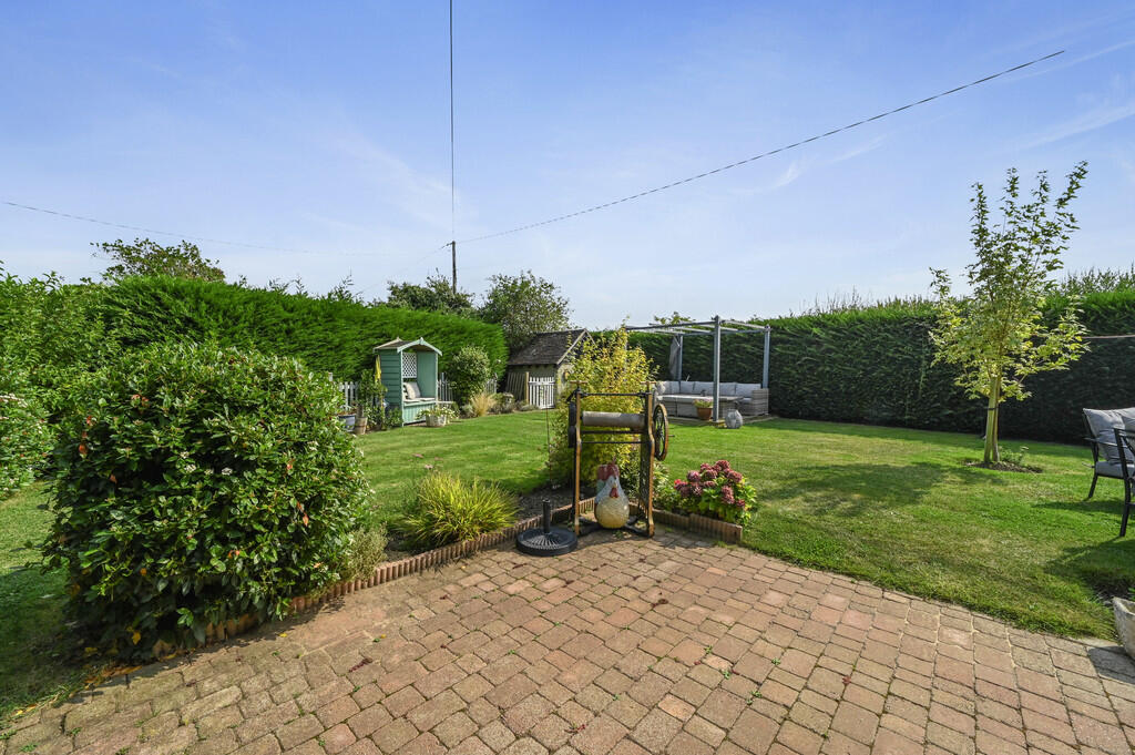 PT-FC(COL)-BucksP...