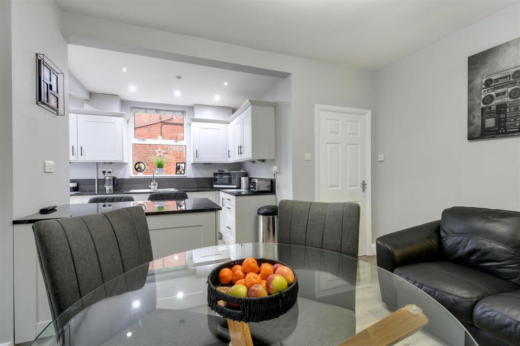 Kitchen Diner