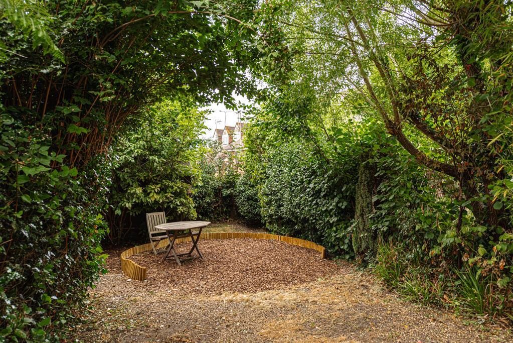 Updtd (Rightmove) 5.jpg