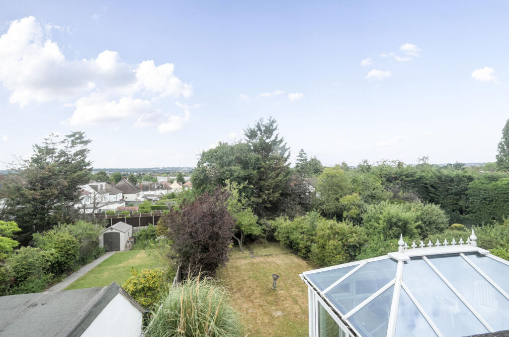 1321695-5-686bed1...