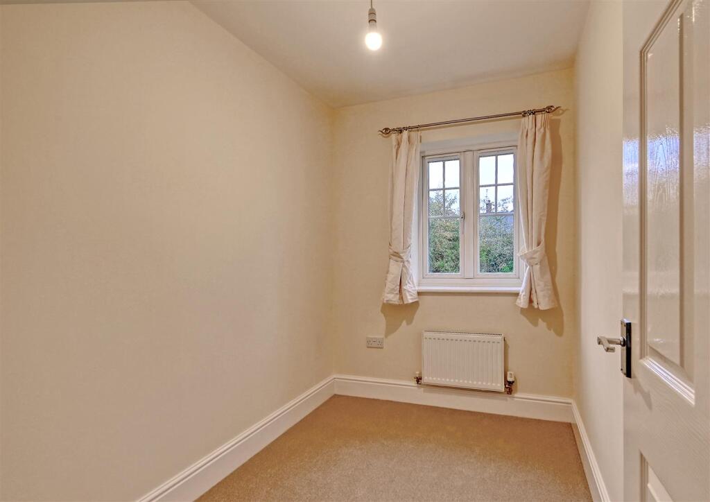 31 Wenlock Rise-3.jpg