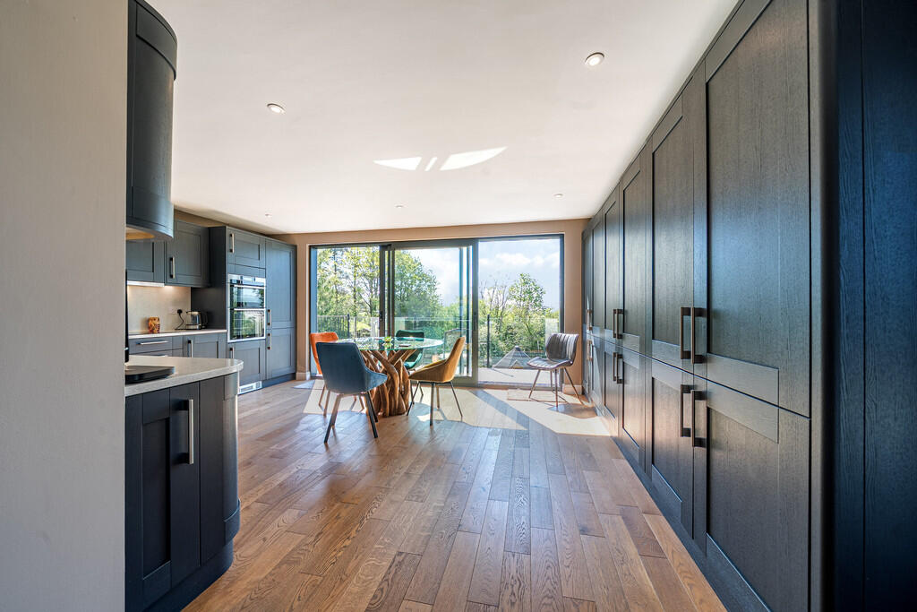 Kitchen/Dining Ro...