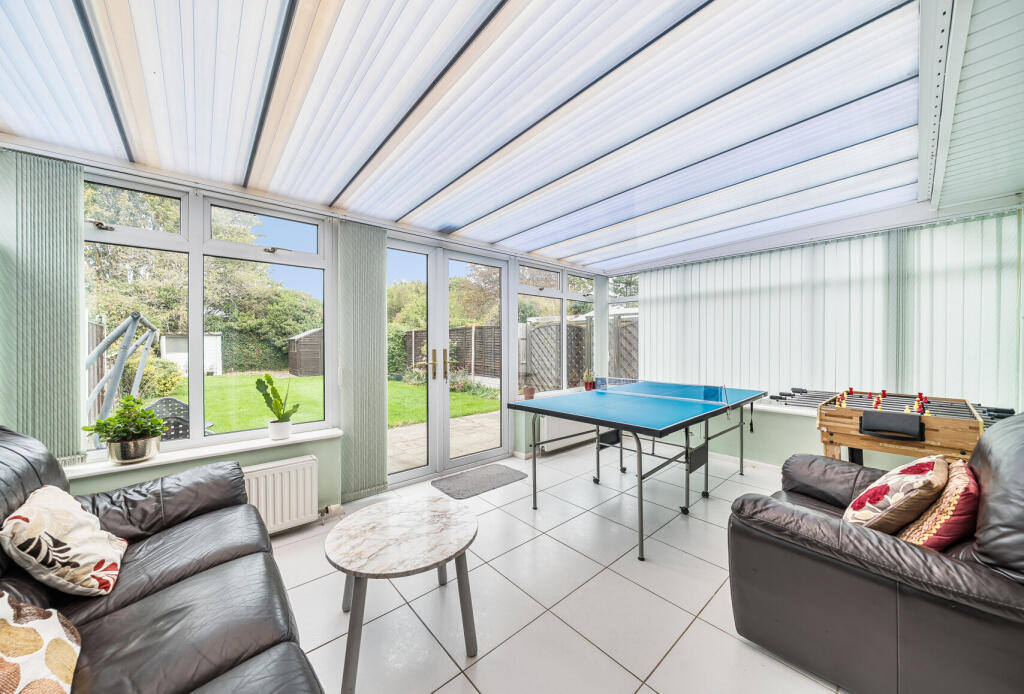 1369046-6-68f10ef...