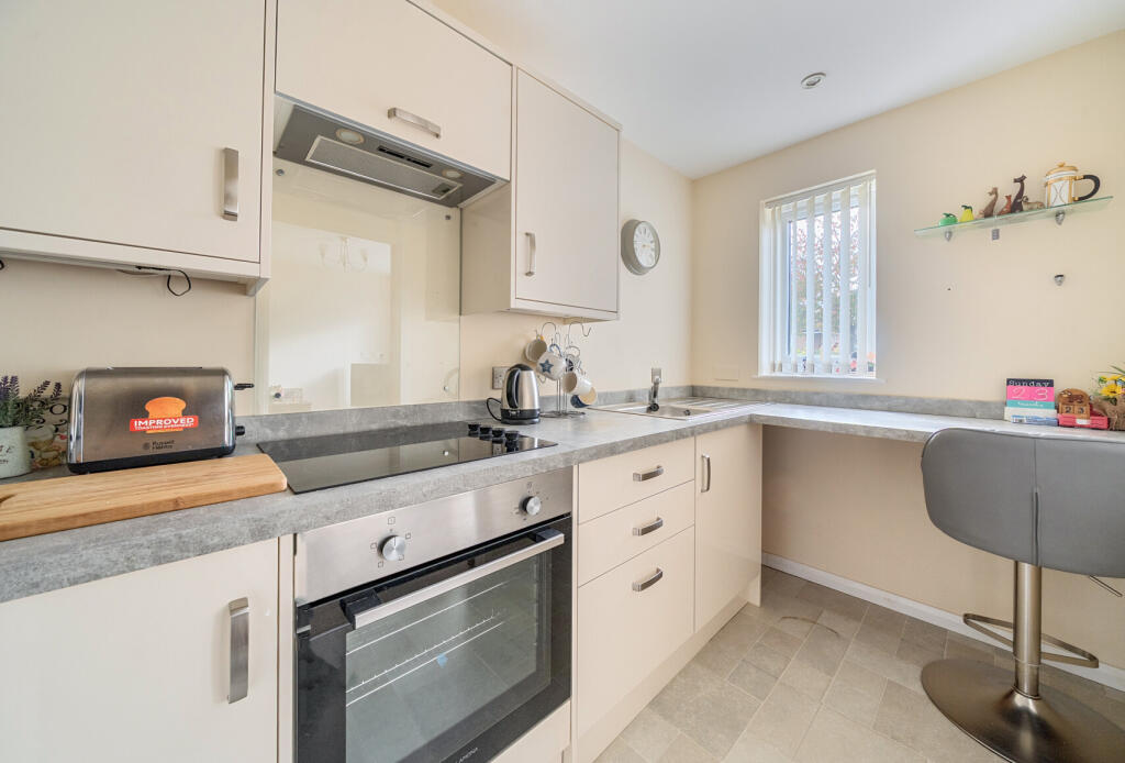 1369236-2-68f25b9...