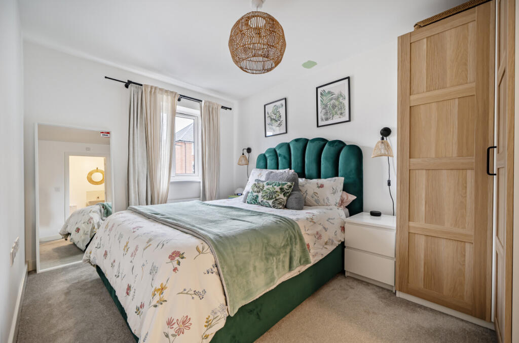 1362928-20-68dfbf...