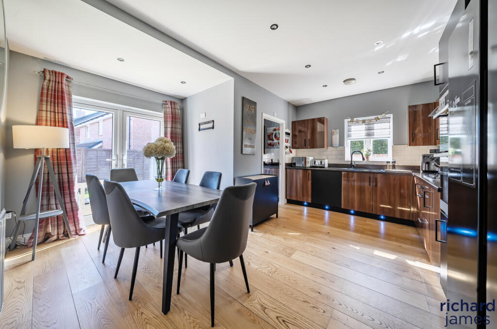 a56e20bc411142b288408ed7e0b8e99d