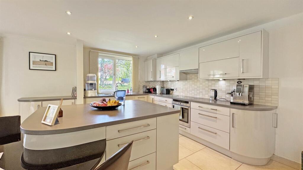 Kitchen Lounge Diner