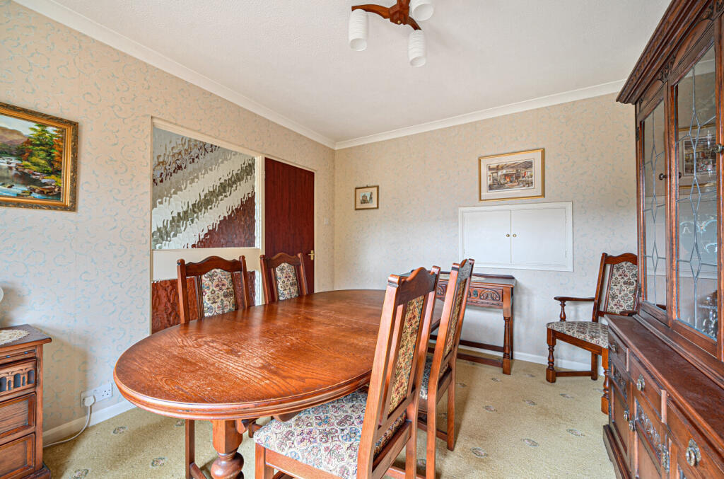 1336853-9-689c553...