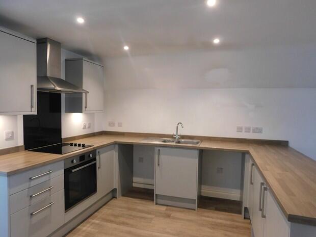 10 Campion Kitchen 2