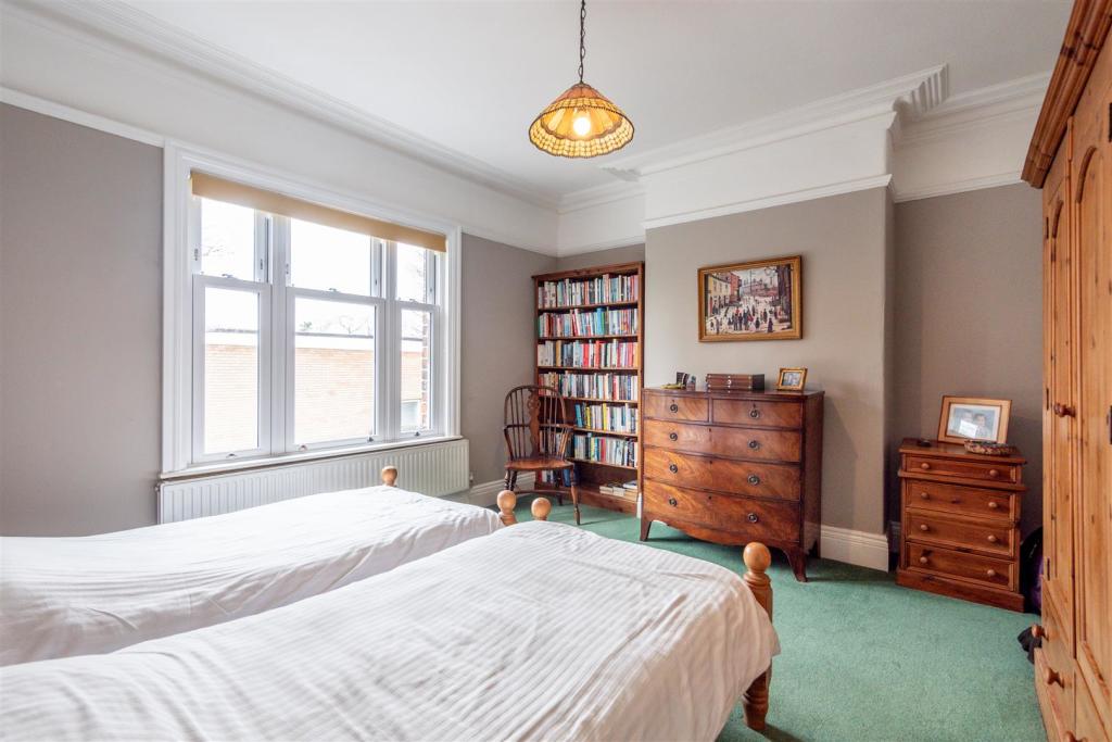 Bedroom 2.jpg