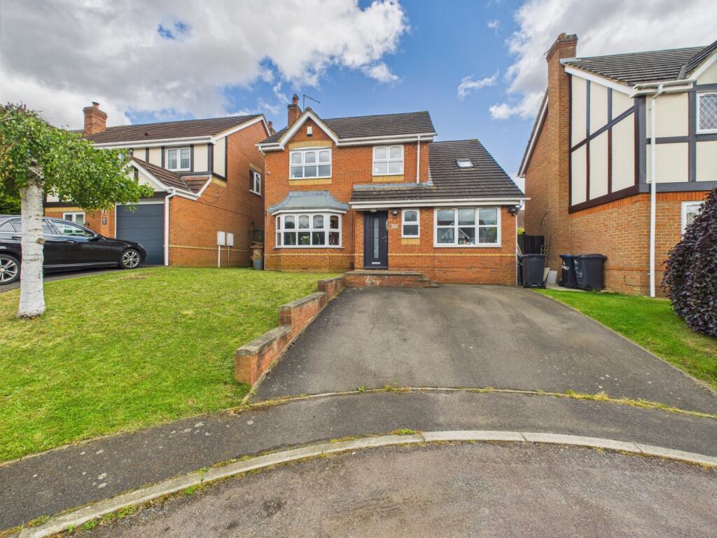 CAM04922G0-PR0034-STILL002