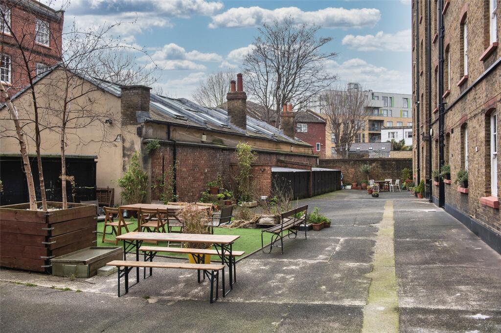 Dunstan Houses, E1