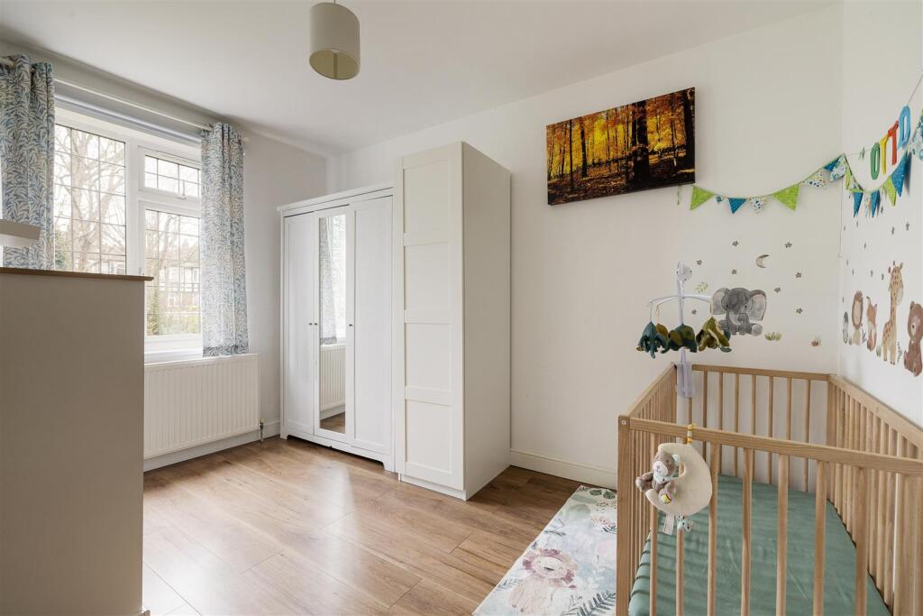 Tudor Court, E17