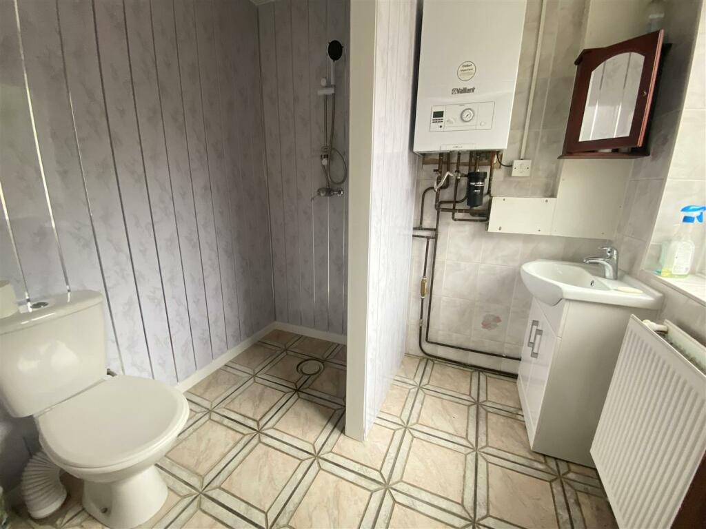 Ground Floor Shower Room
