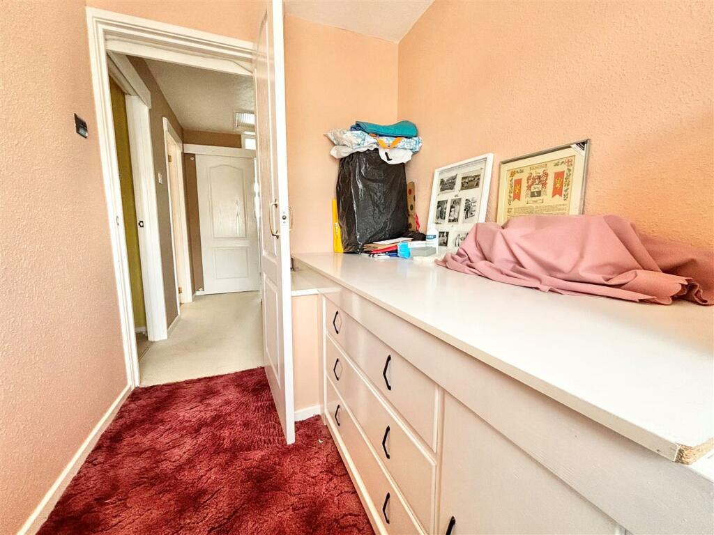 bed 3.jpg
