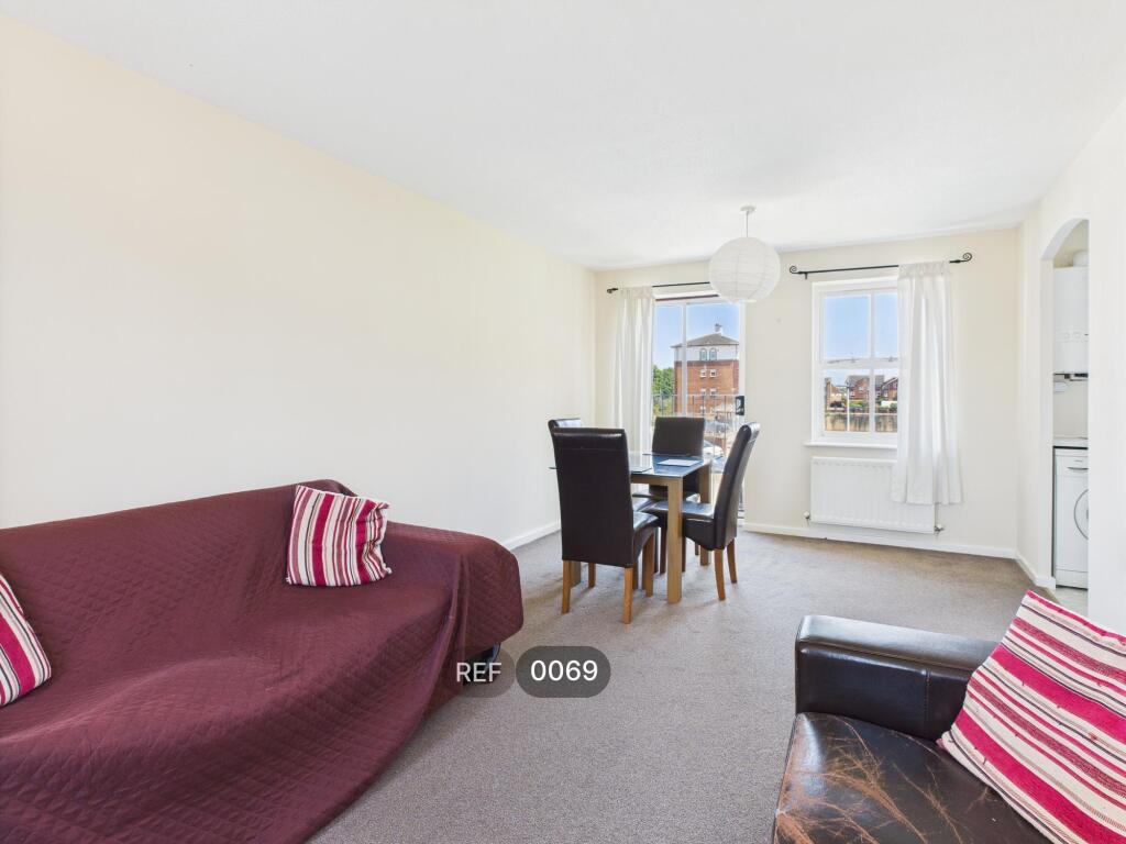 Living / Dining area