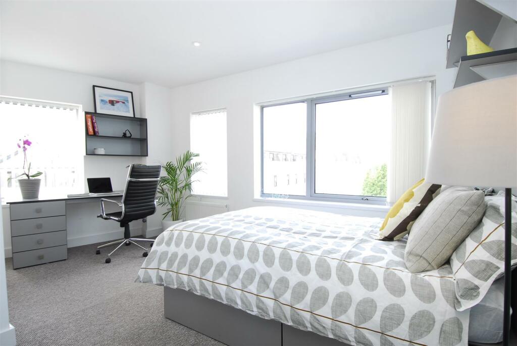 OceanHouseF7016.JPG