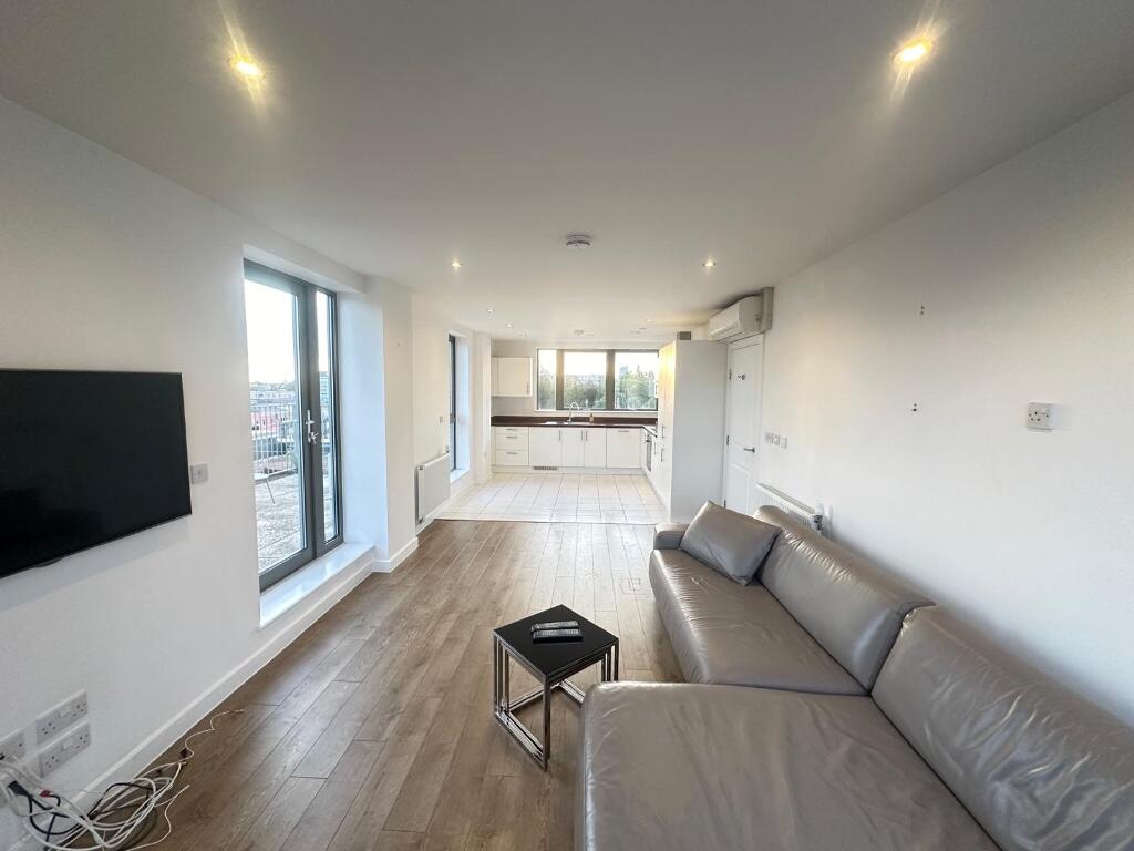 Essian Street, London, E1