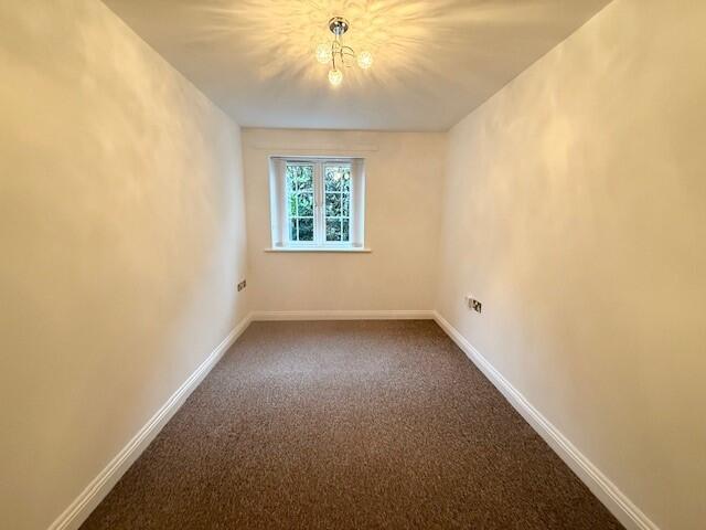 2nd Bedroom