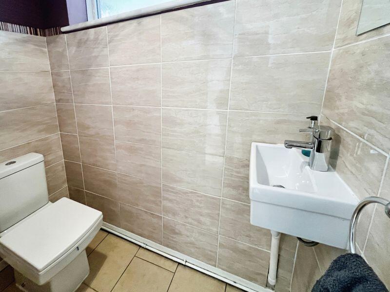 GUEST WC