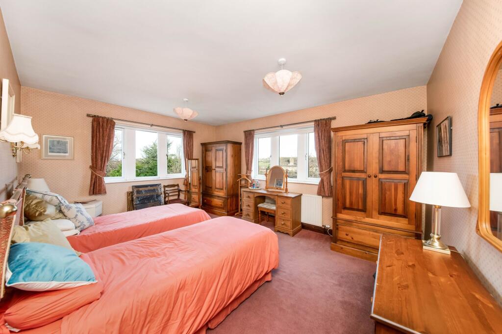 BEDROOM TWO