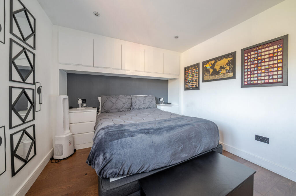 1395250-2-695ba1b...