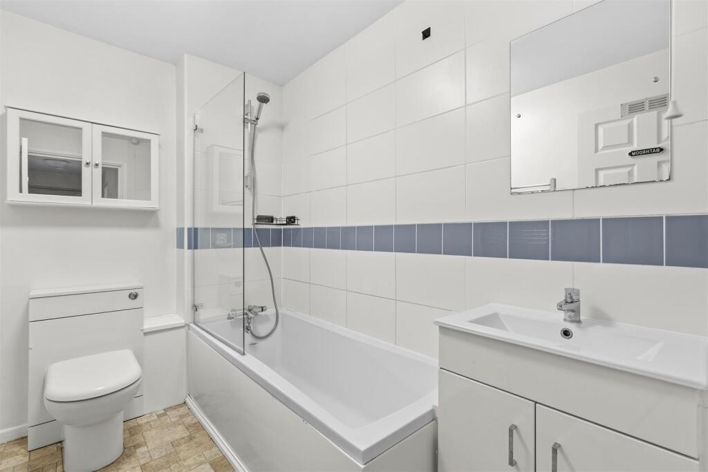 10 Windrush Court, HP13 7UL-2.jpg