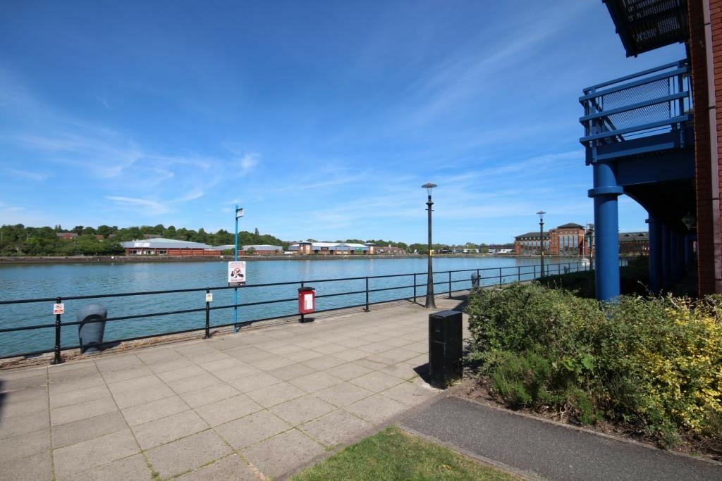 DOCK